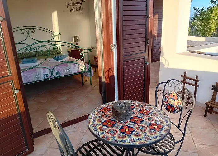 Lugori Bed & Breakfast 3*