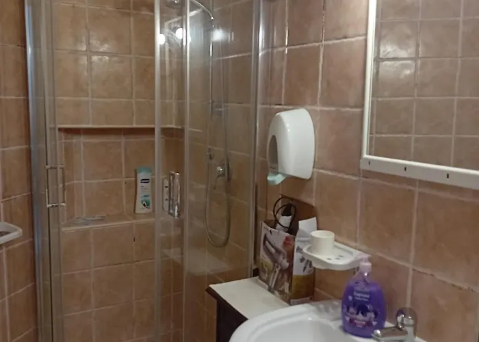 Bed & Breakfast Lugori 3*