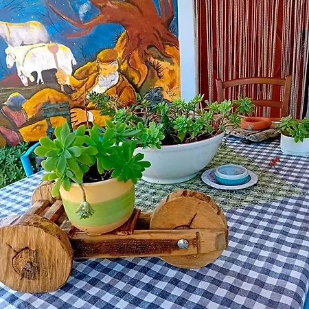 Bed & Breakfast Lugori 3*